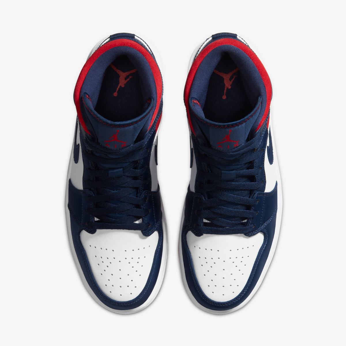 КРОССОВКИ AIR JORDAN 1 MID SE (852542-104)