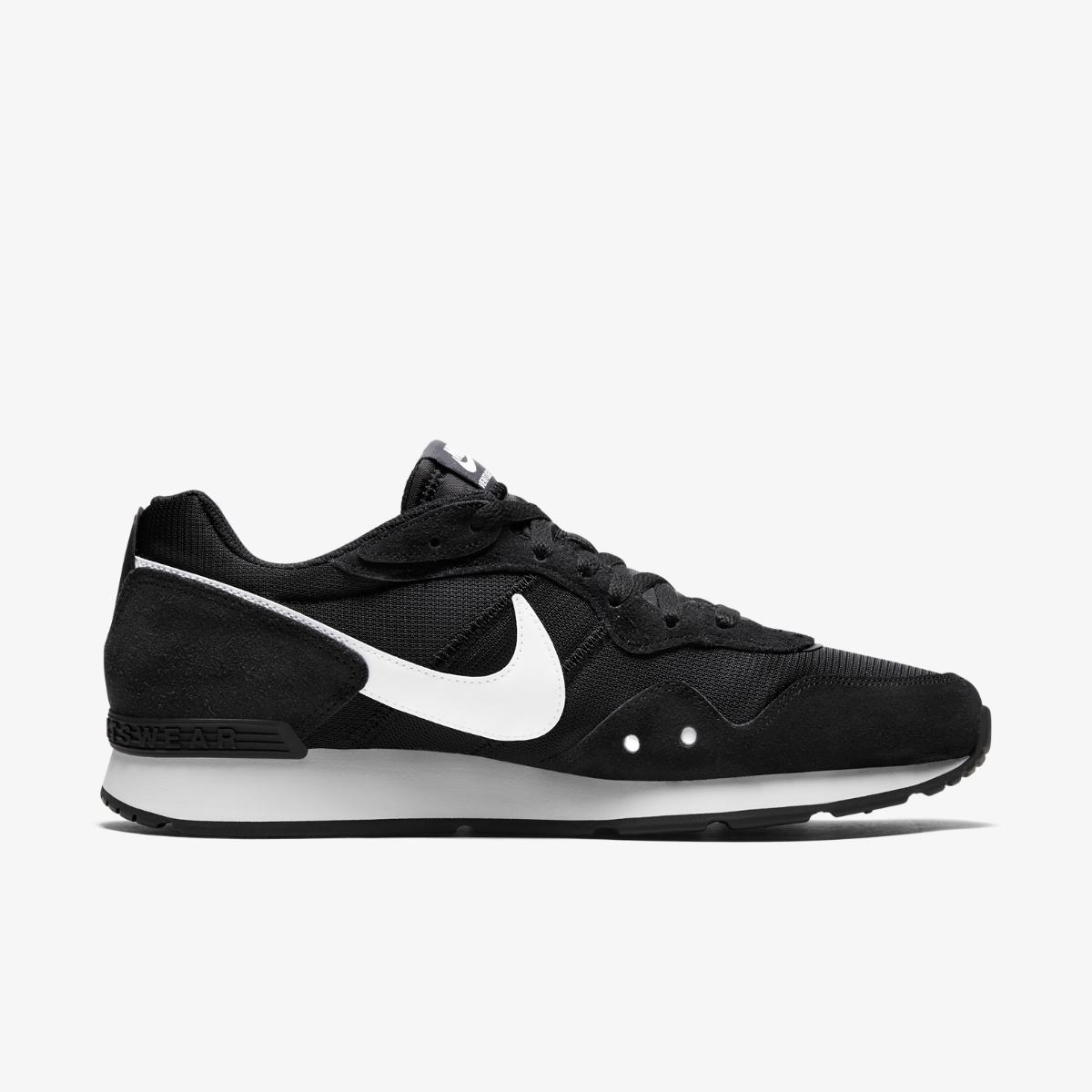 КРОСІВКИ NIKE VENTURE RUNNER  (CK2944-002)
