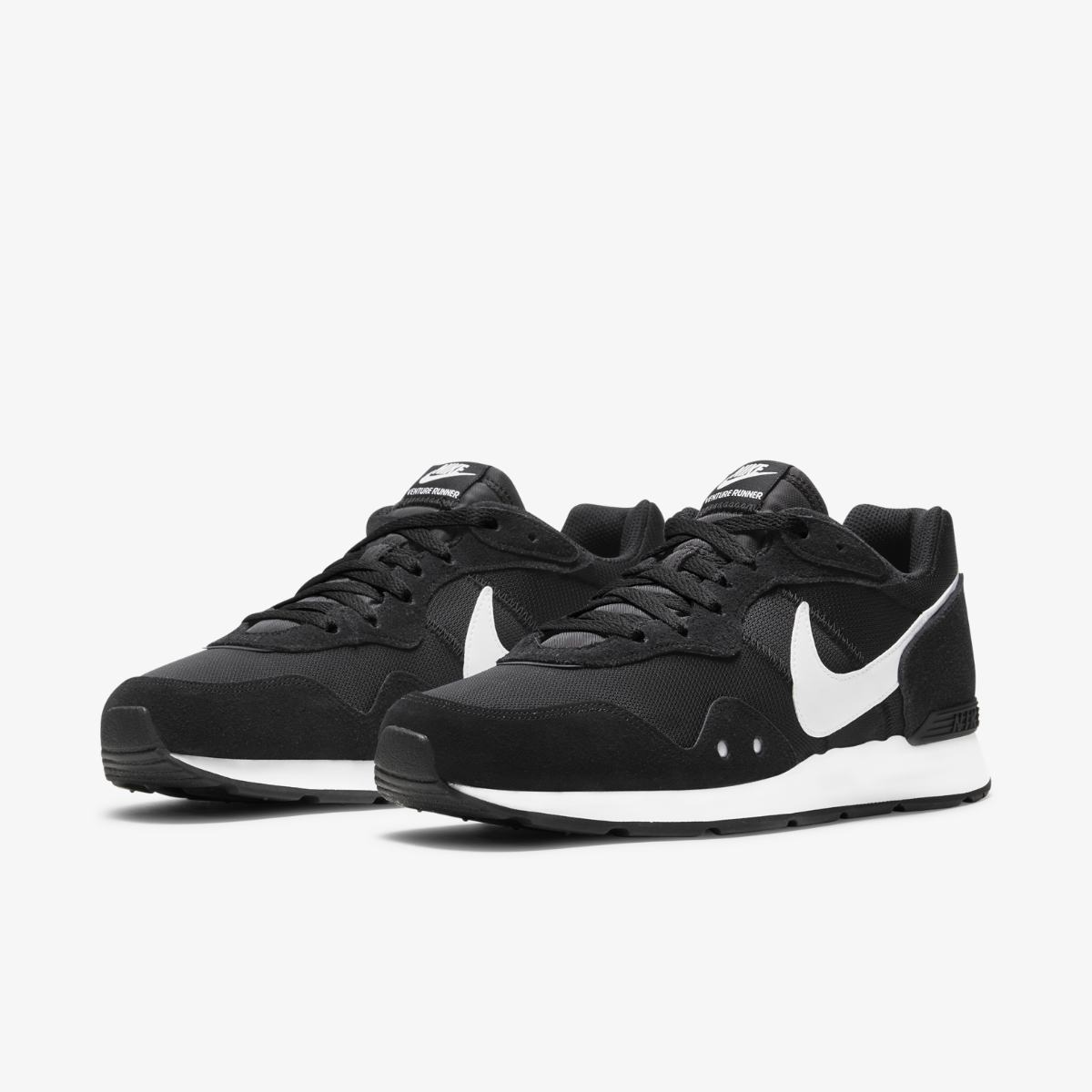 КРОСІВКИ NIKE VENTURE RUNNER  (CK2944-002)