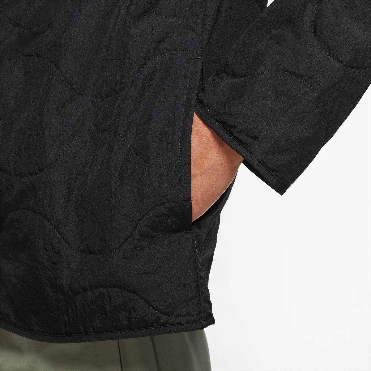 КУРТКА NIKE M NSW SWOOSH JKT + QUILTED (CU3922-010)