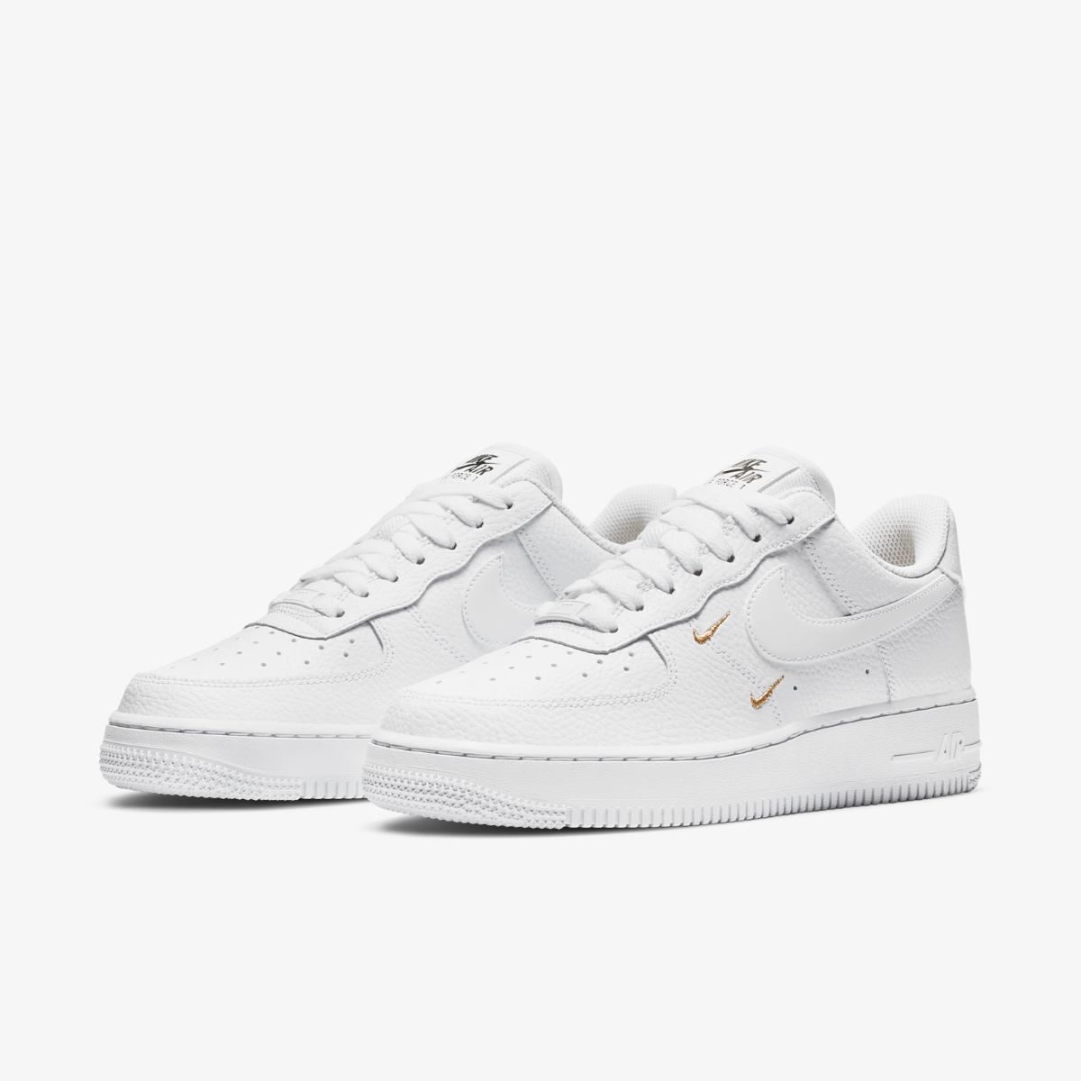 SNEAKERS NIKE WMNS AIR FORCE 1 07 ESS (CT1989-100)