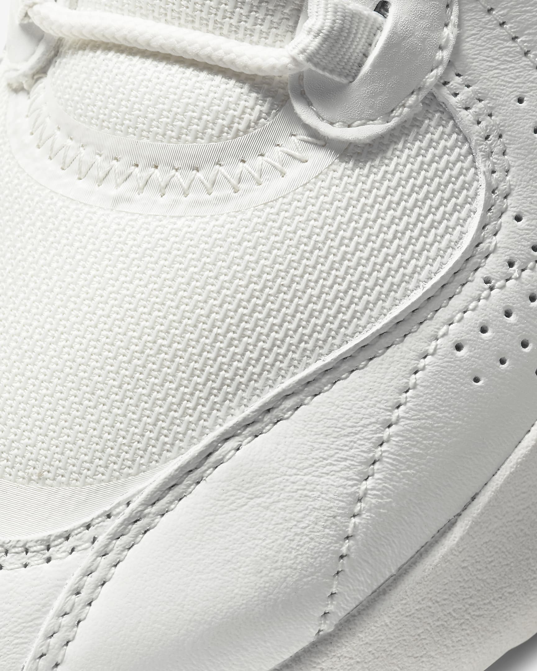 W NIKE AIR MAX VERONA SNEAKERS (CZ3960-100)