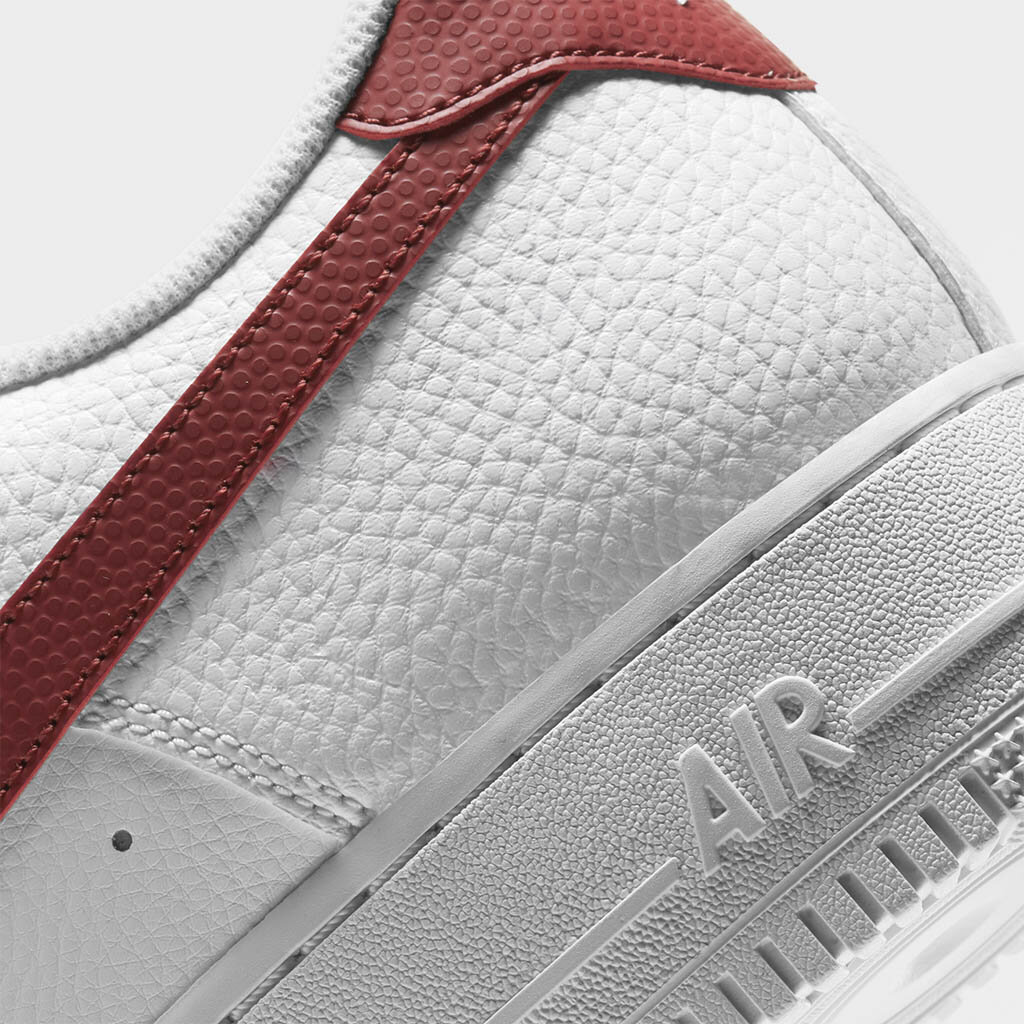 КРОССОВКИ NIKE AIR FORCE 1 '07 (CZ0326-100)