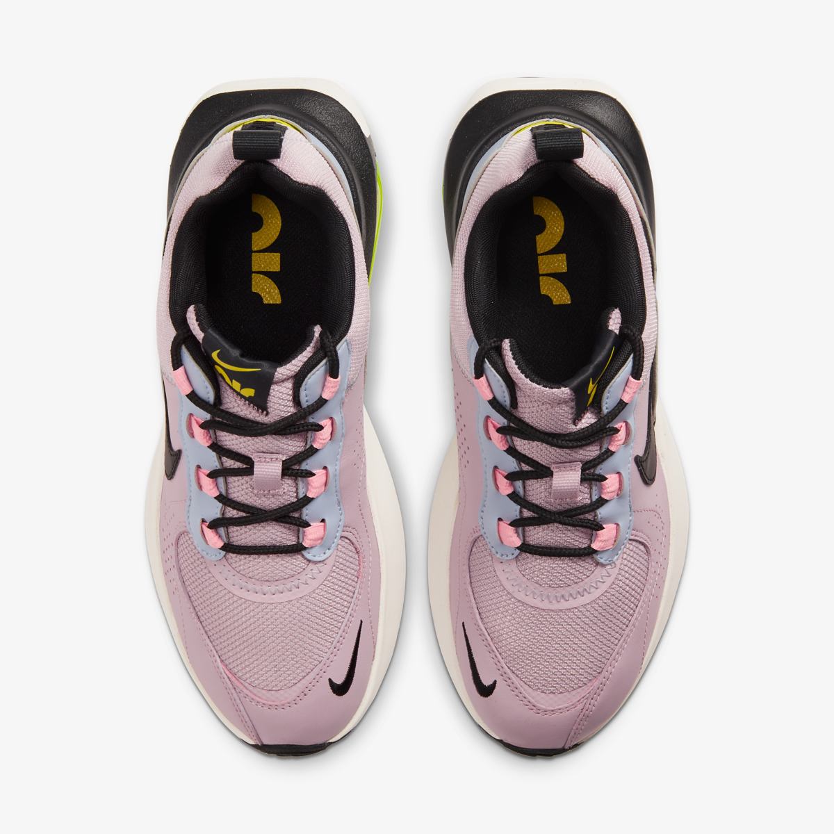 W NIKE AIR MAX VERONA SNEAKERS (CI9842-500)