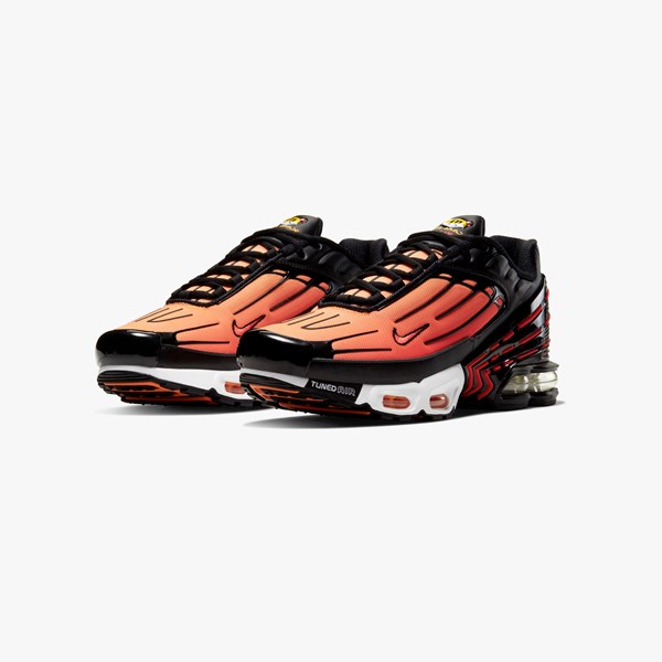 КРОСІВКИ NIKE AIR MAX PLUS III (CD7005-001)