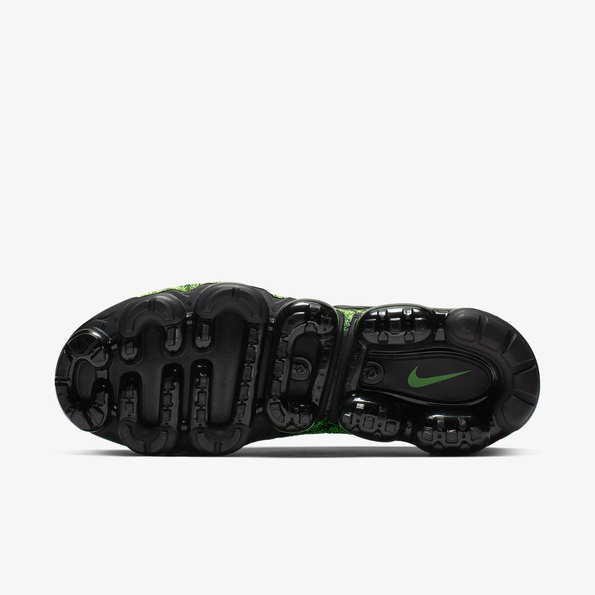 NIKE AIR VAPORMAX FLYKNIT SNEAKERS (942842-701)