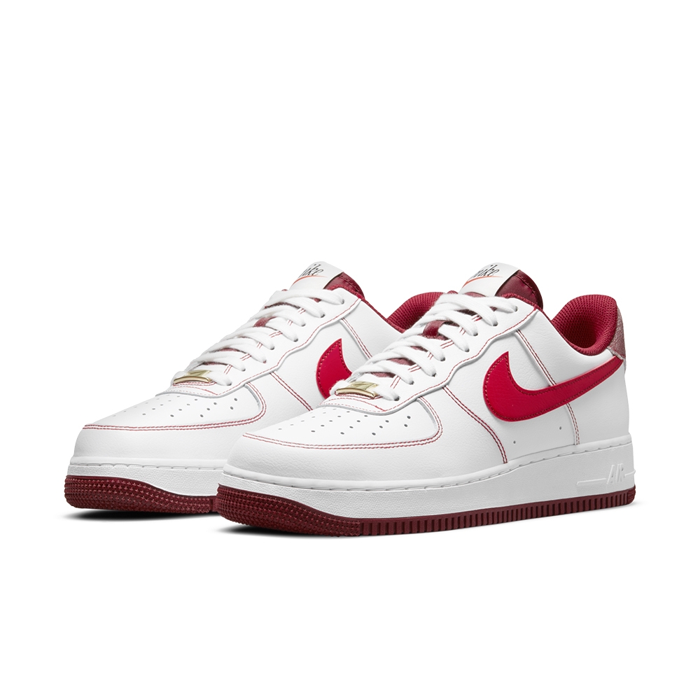 КРОСІВКИ NIKE AIR FORCE 1 '07 (DA8478-101)