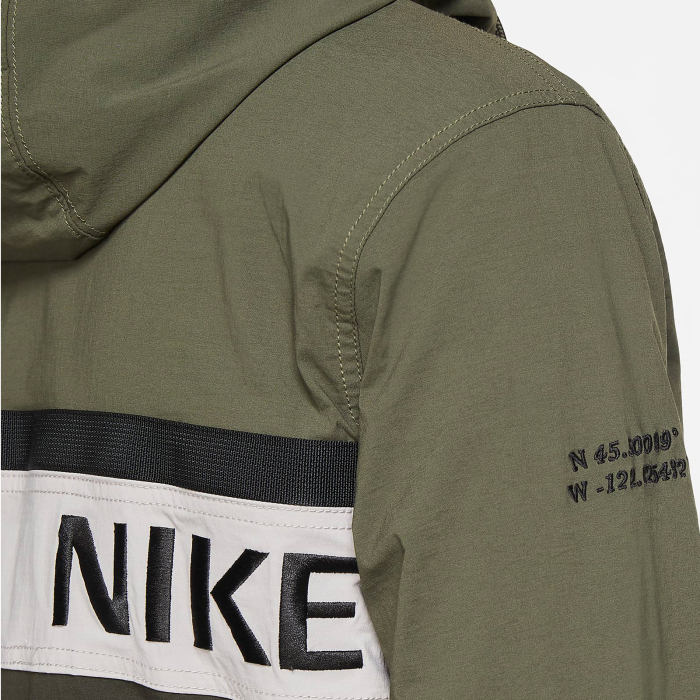 ВЕТРОВКА NIKE M NSW HYPE HIKE JKT HD WVN (CU4220-033)