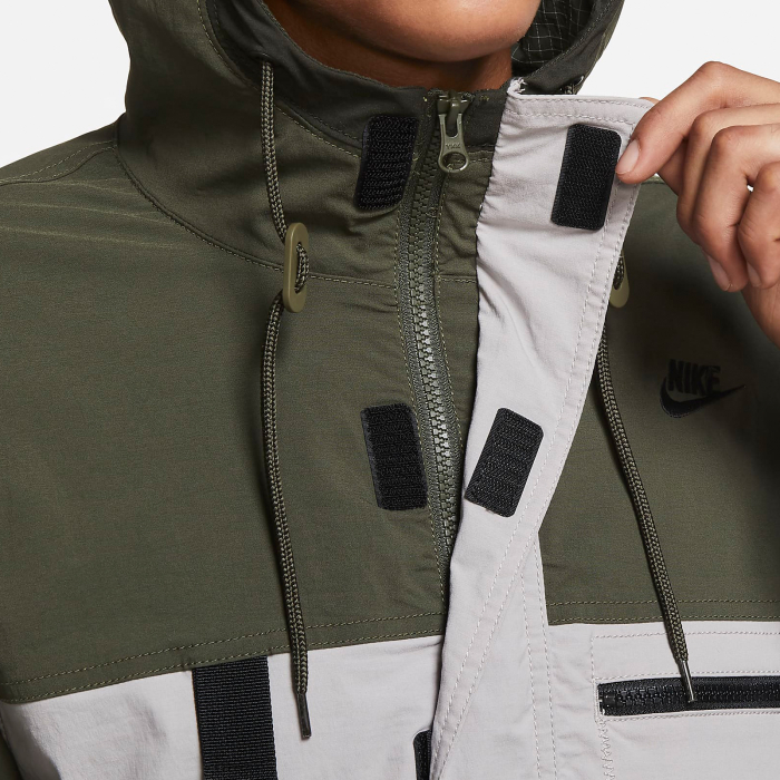 ВЕТРОВКА NIKE M NSW HYPE HIKE JKT HD WVN (CU4220-033)