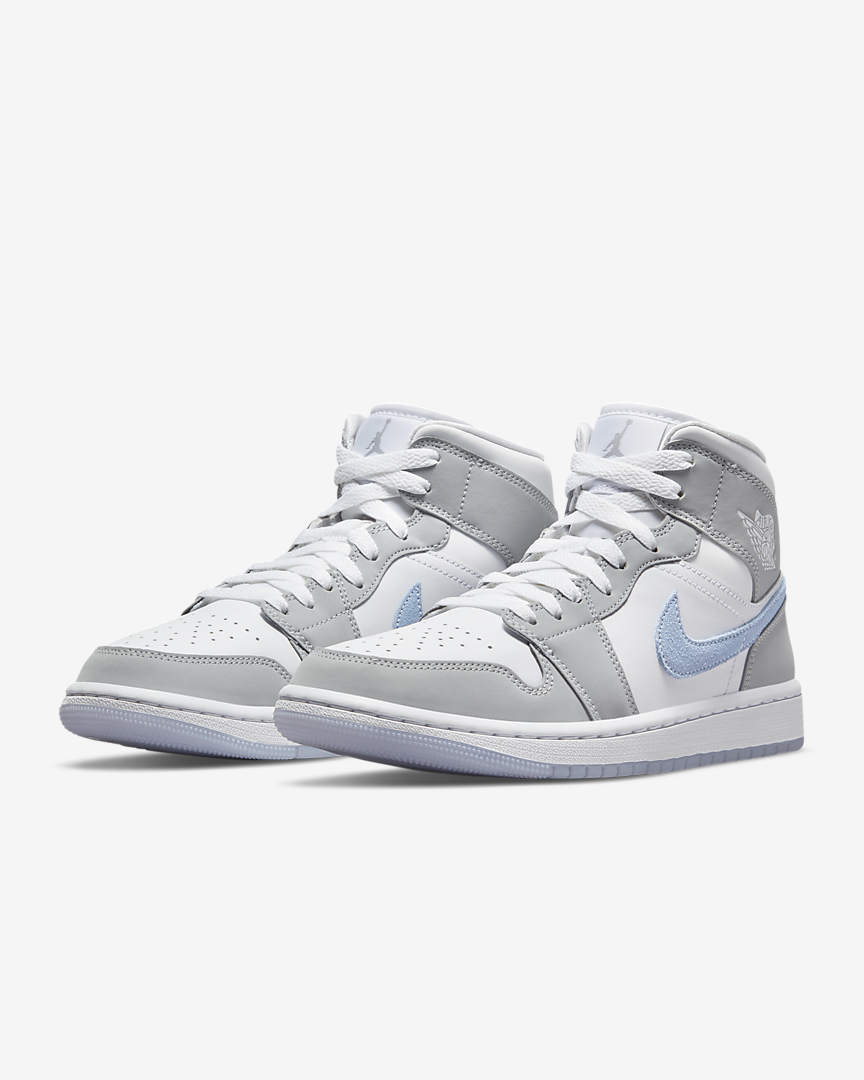 WMNS AIR JORDAN 1 MID SNEAKERS (BQ6472-105)