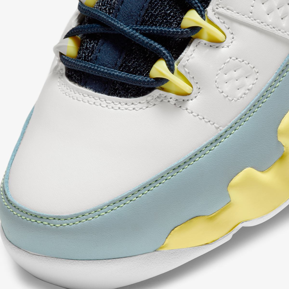 КРОСІВКИ WMNS AIR JORDAN 9 RETRO (CV0420-100)