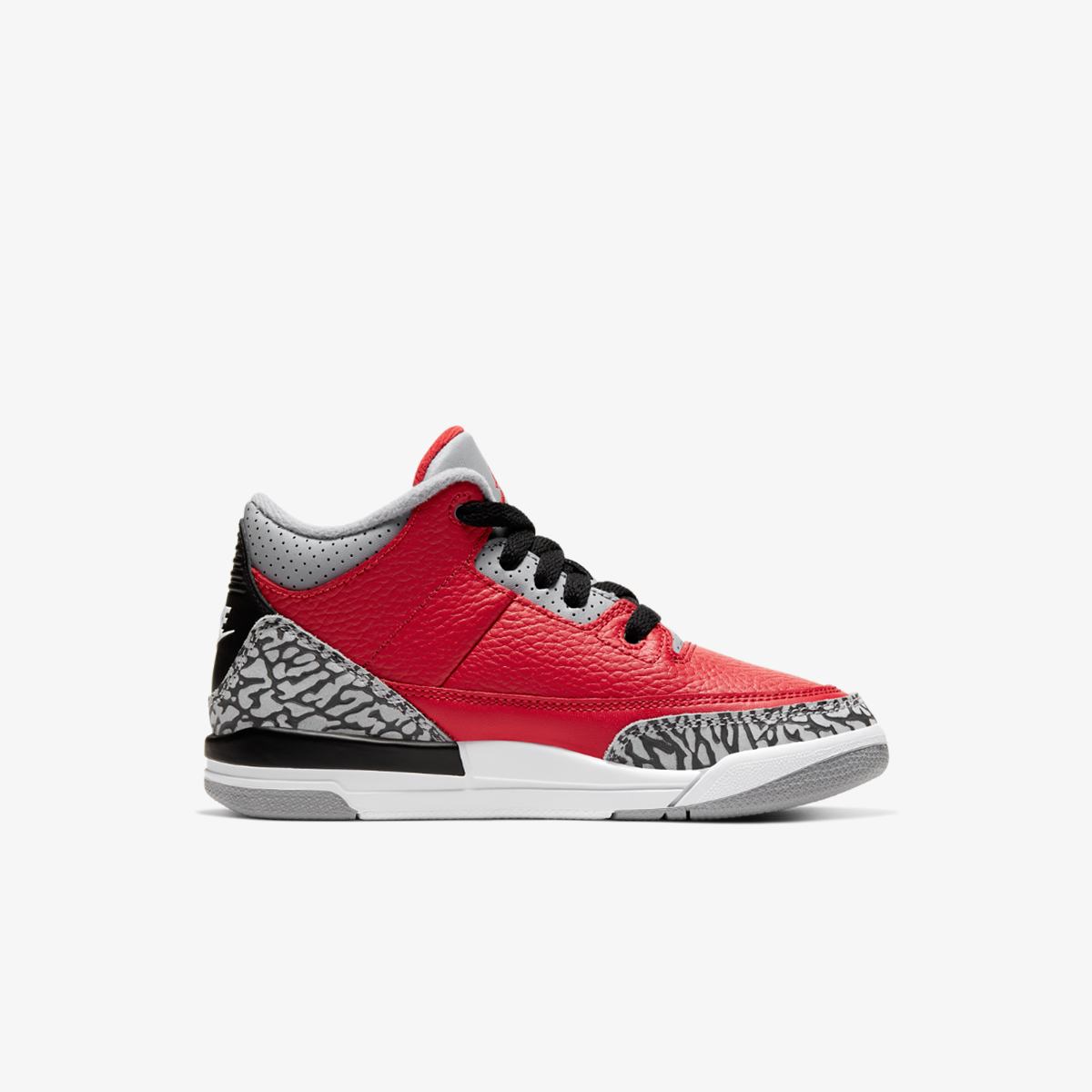 КРОСІВКИ AIR JORDAN 3 RETRO SE  (CQ0487-600)