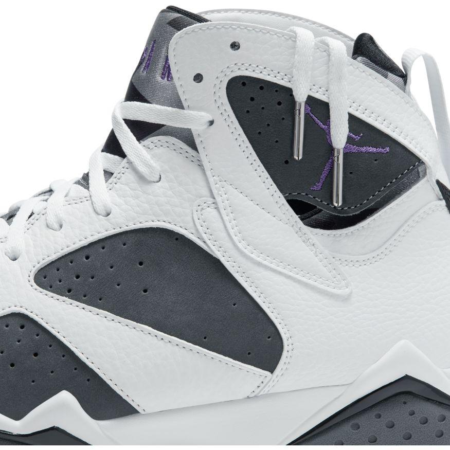 КРОСІВКИ AIR JORDAN 7 RETRO (CU9307-100)