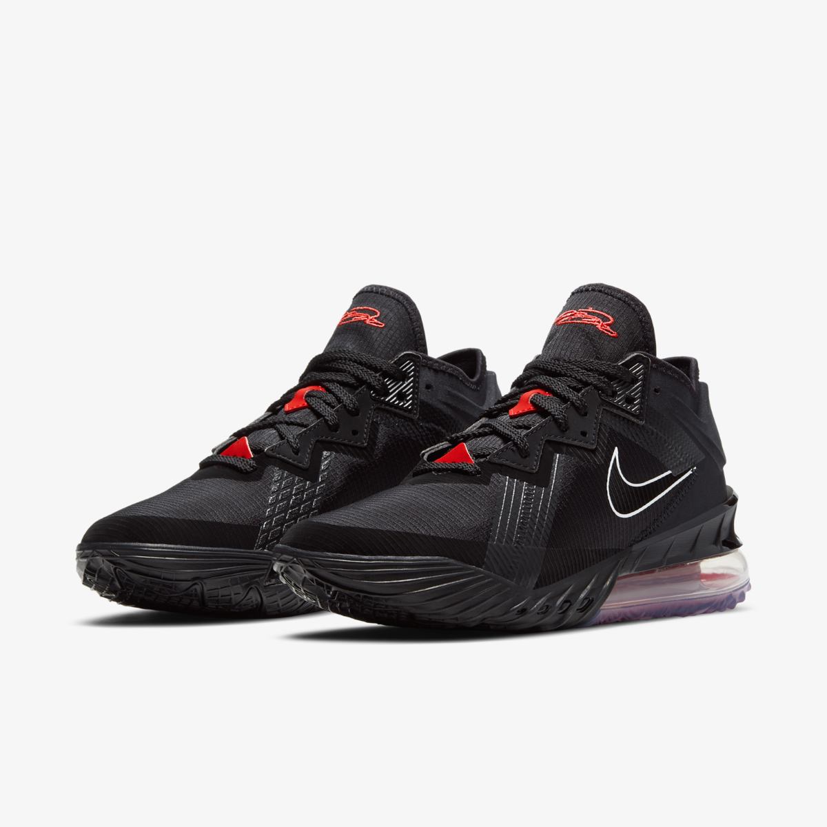 КРОСІВКИ NIKE LEBRON XVIII LOW (CV7562-001)