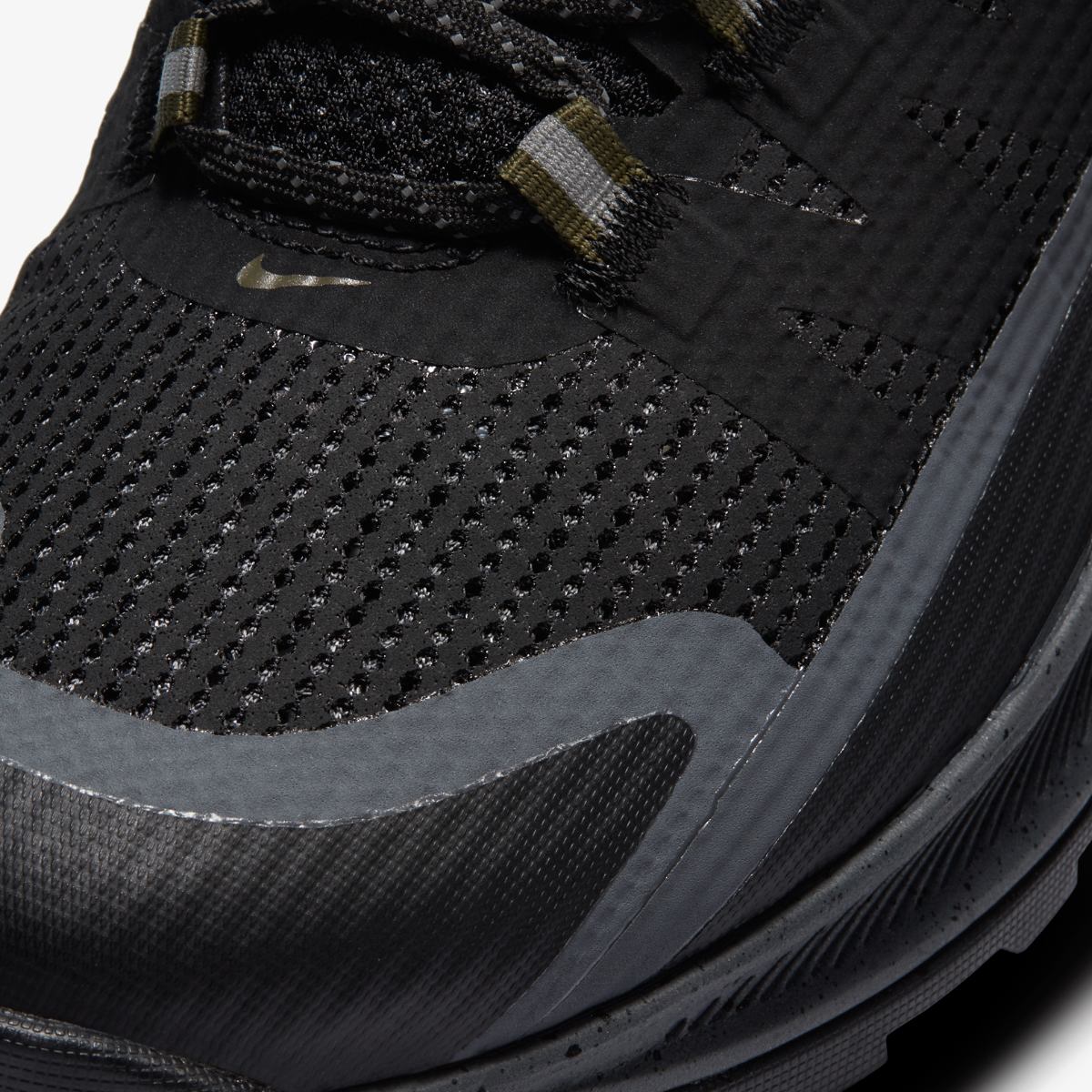 КРОССОВКИ NIKE ACG AIR NASU (CV1779-001)