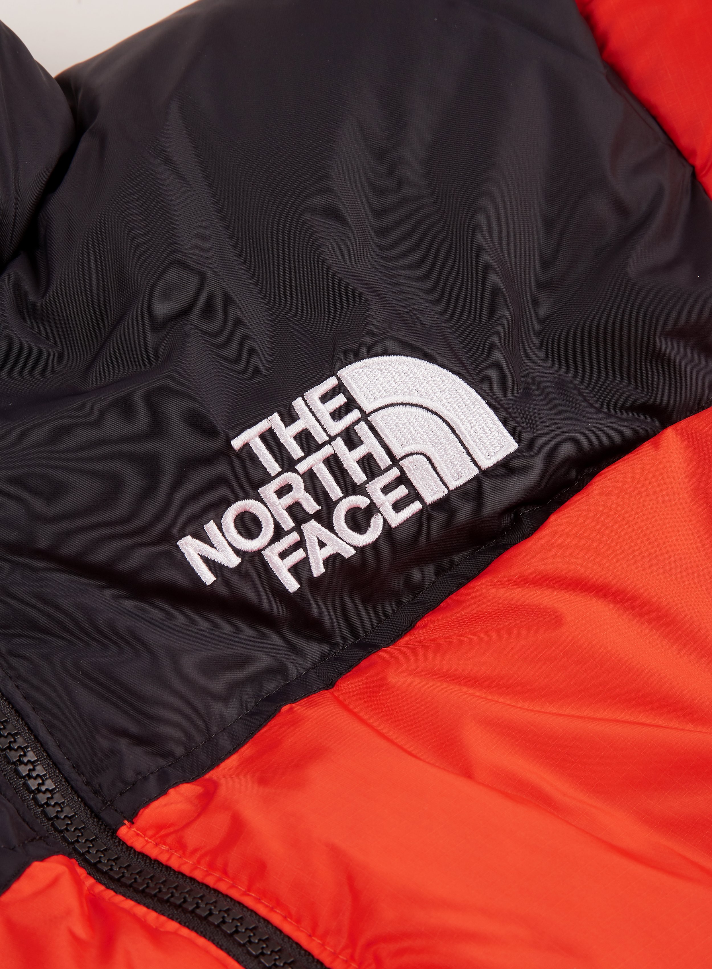 КУРТКА THE NORTH FACE MEN’S 1996 RETRO NUPTSE JACKET (NFOA3C8DR15)