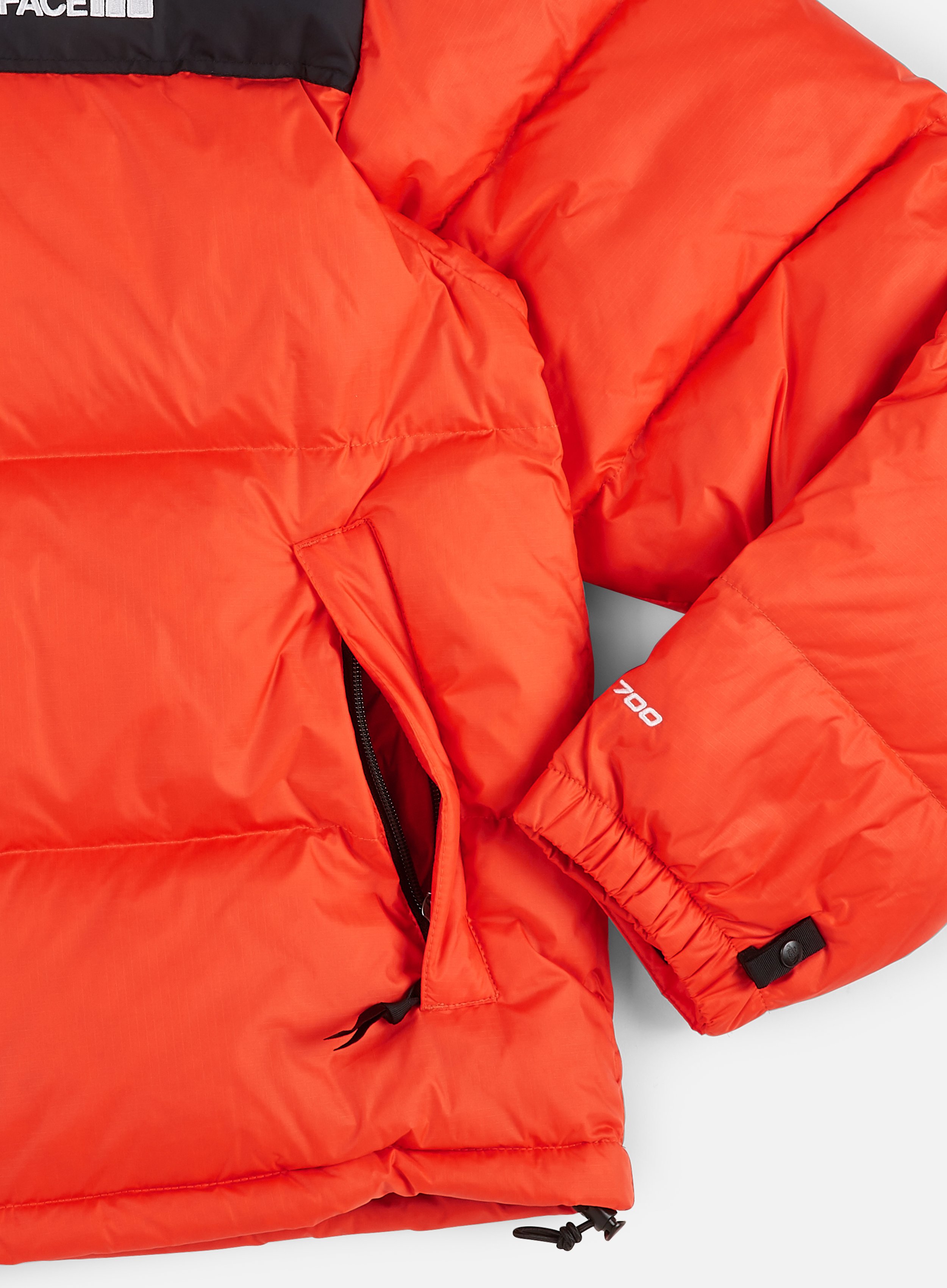 КУРТКА THE NORTH FACE MEN’S 1996 RETRO NUPTSE JACKET (NFOA3C8DR15)