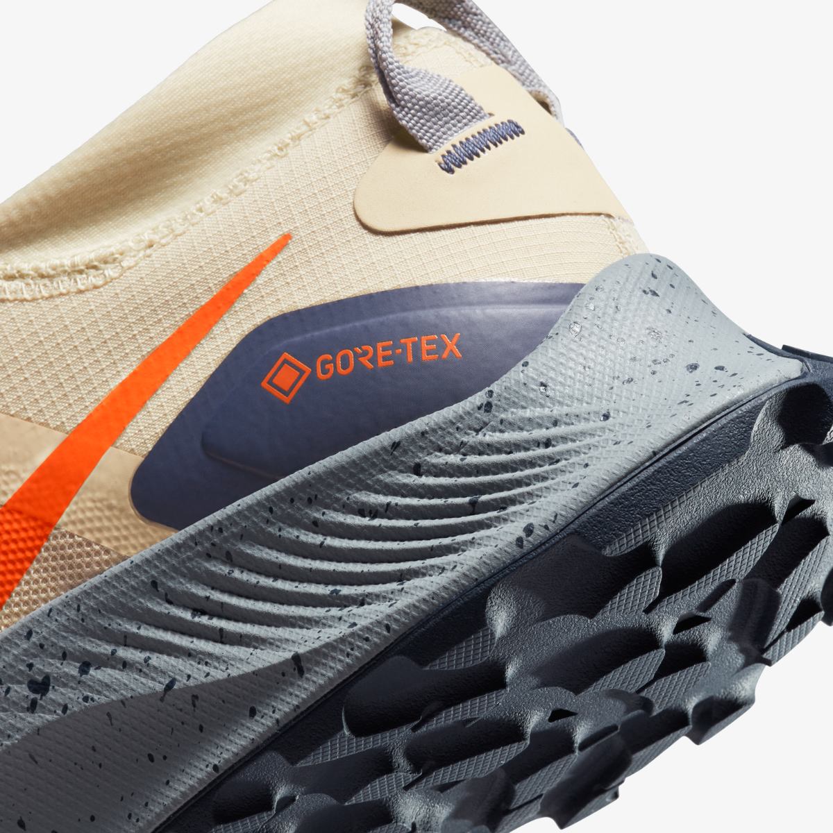 КРОССОВКИ NIKE PEGASUS TRAIL 3 GTX (DC8793-200)