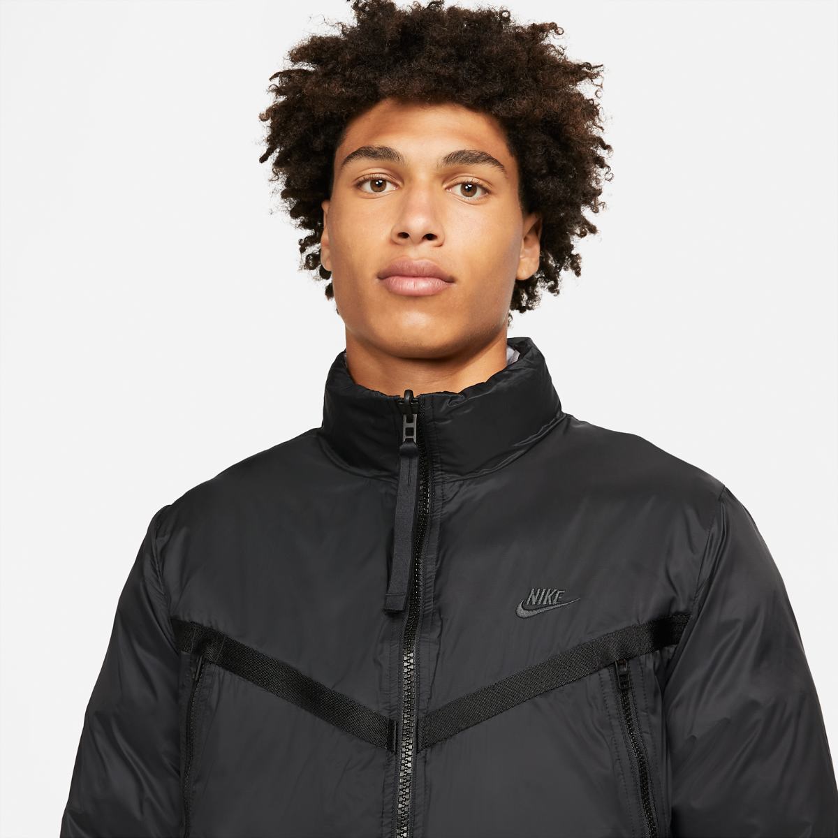 КУРТКА NIKE M NSW TF RPL REVIVAL REV JKT (DD6974-010)
