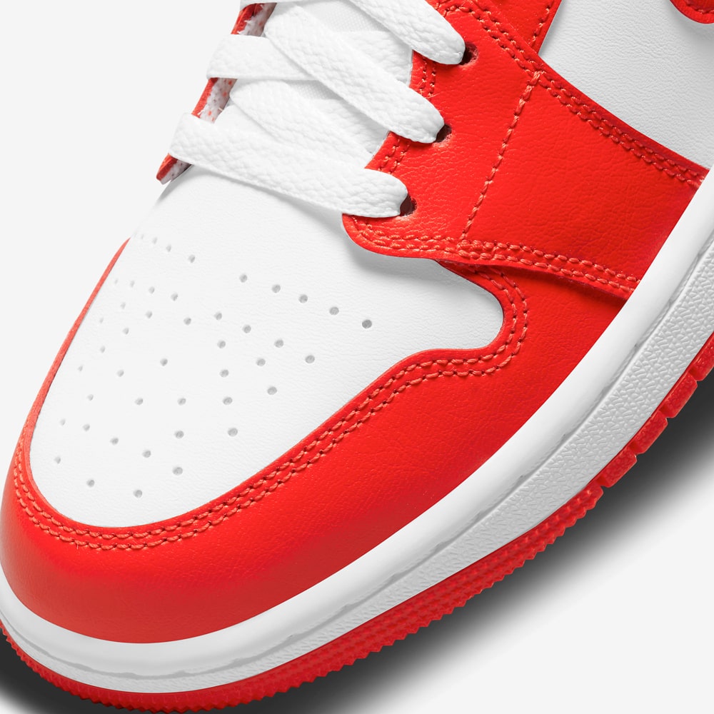 WMNS AIR JORDAN 1 MID SNEAKERS (BQ6472-116)