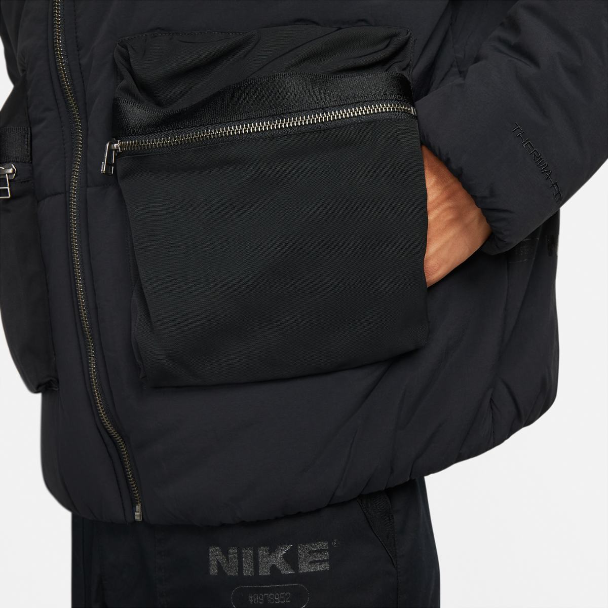 КУРТКА NIKE M NSW TF SYNFL CITY MADE JKT (DD5929-010)