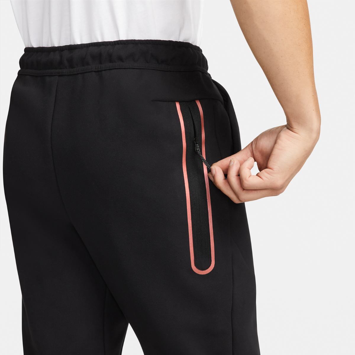 ШТАНИ NIKE M NSW TCH FLC BRSHD JGGR (DD4804-010)