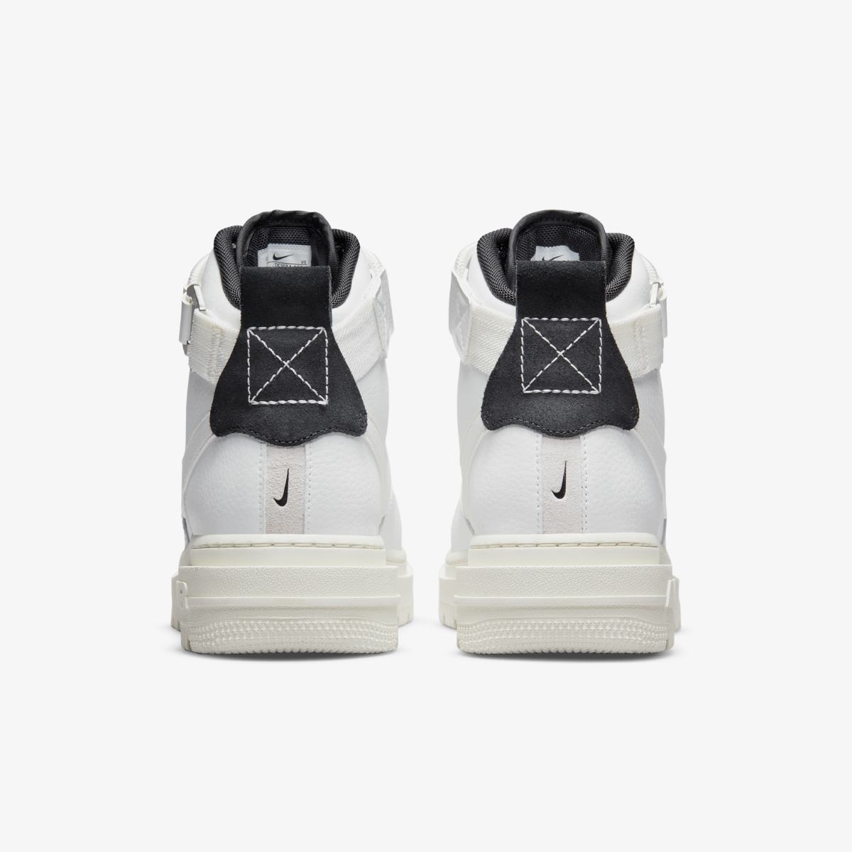 SNEAKERS W NIKE AF1 HI UT 2.0 (DC3584-100)