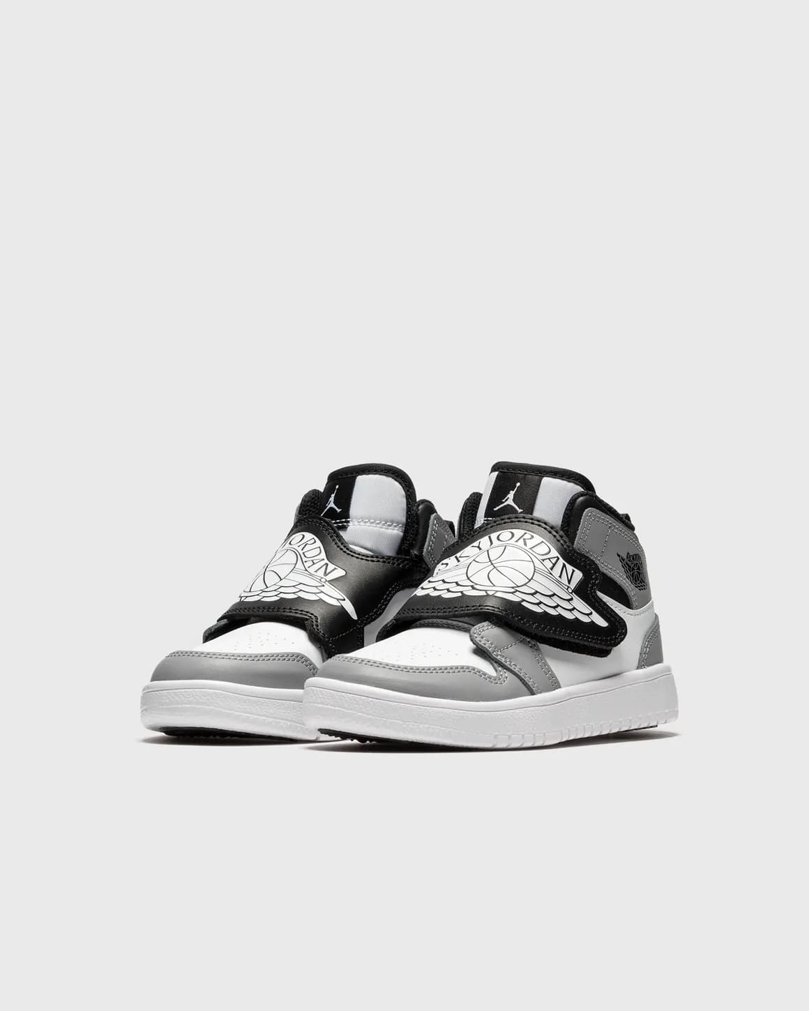 AIR JORDAN 1 SKY (PS) SNEAKERS (BQ7197-102)