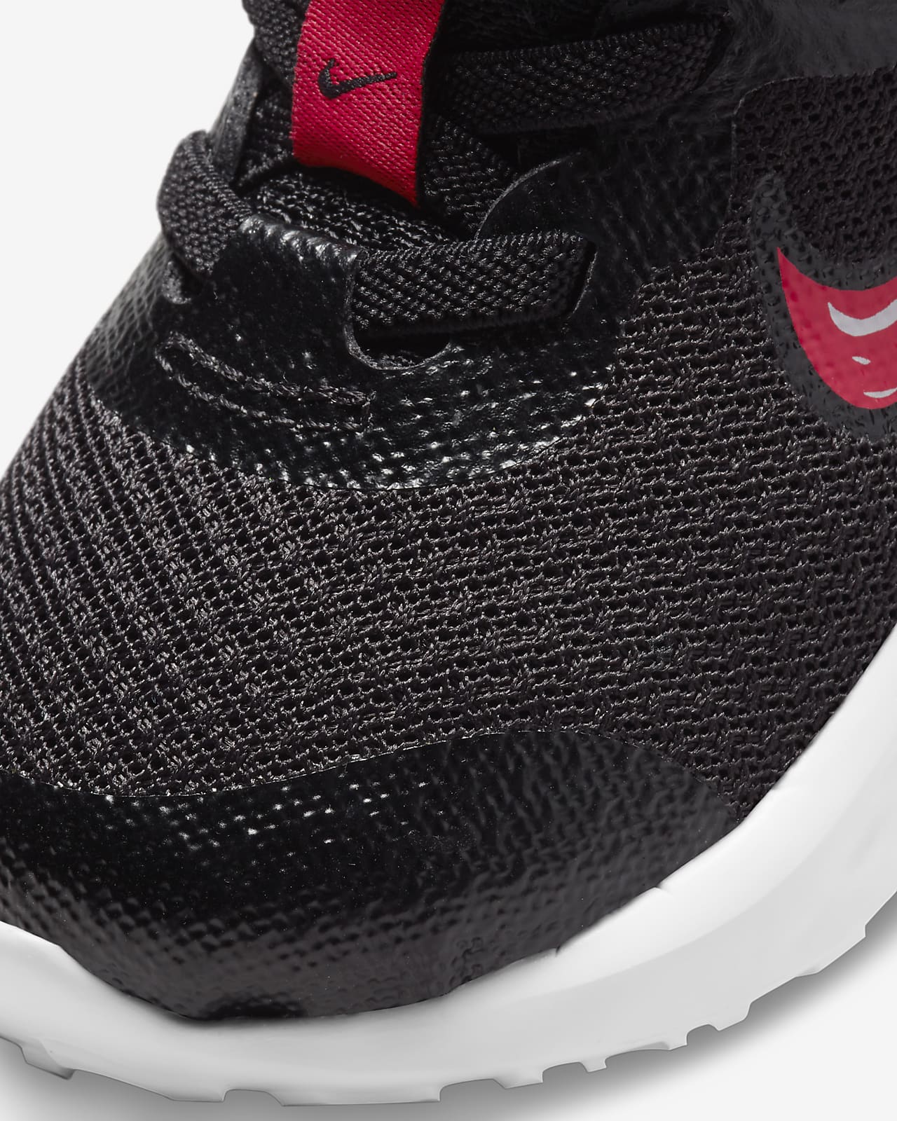 КРОСІВКИ NIKE REVOLUTION 6 NN SE (TDV) (DD1105-013)