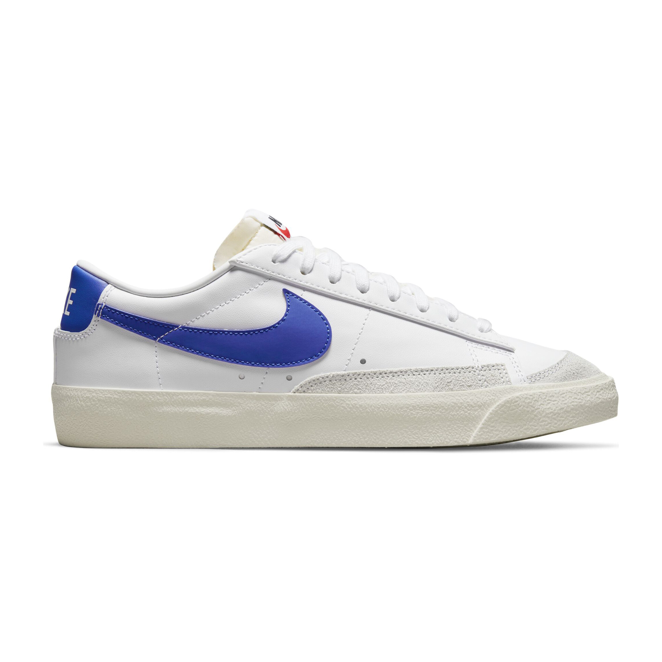 NIKE BLAZER LOW 77 VNTG SNEAKERS (DA6364-103)