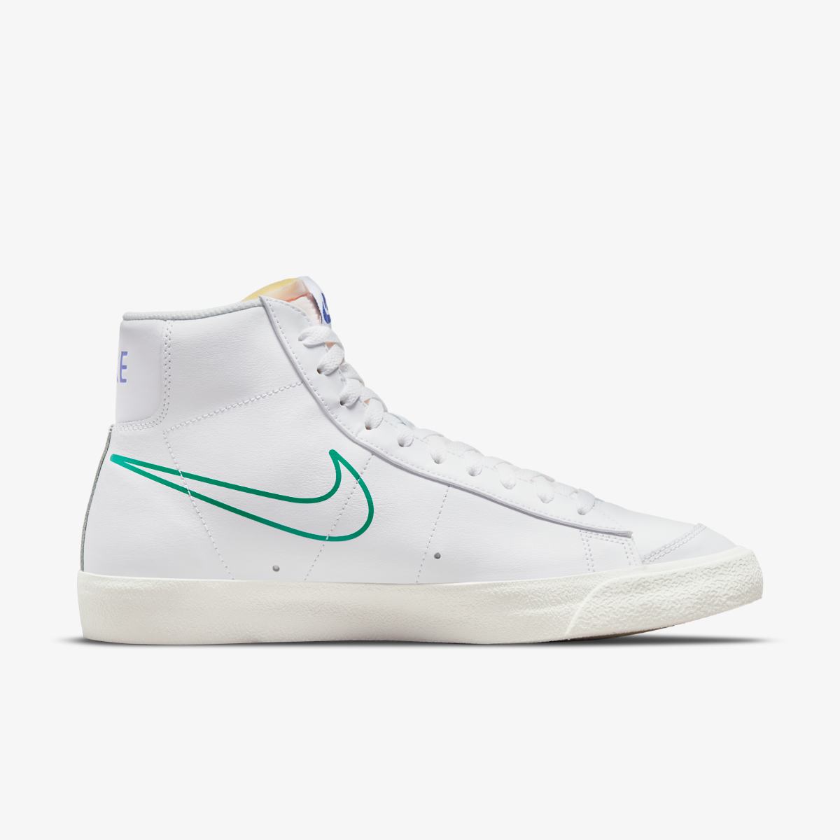 КРОСІВКИ NIKE BLAZER MID 77 (DN7996-101)