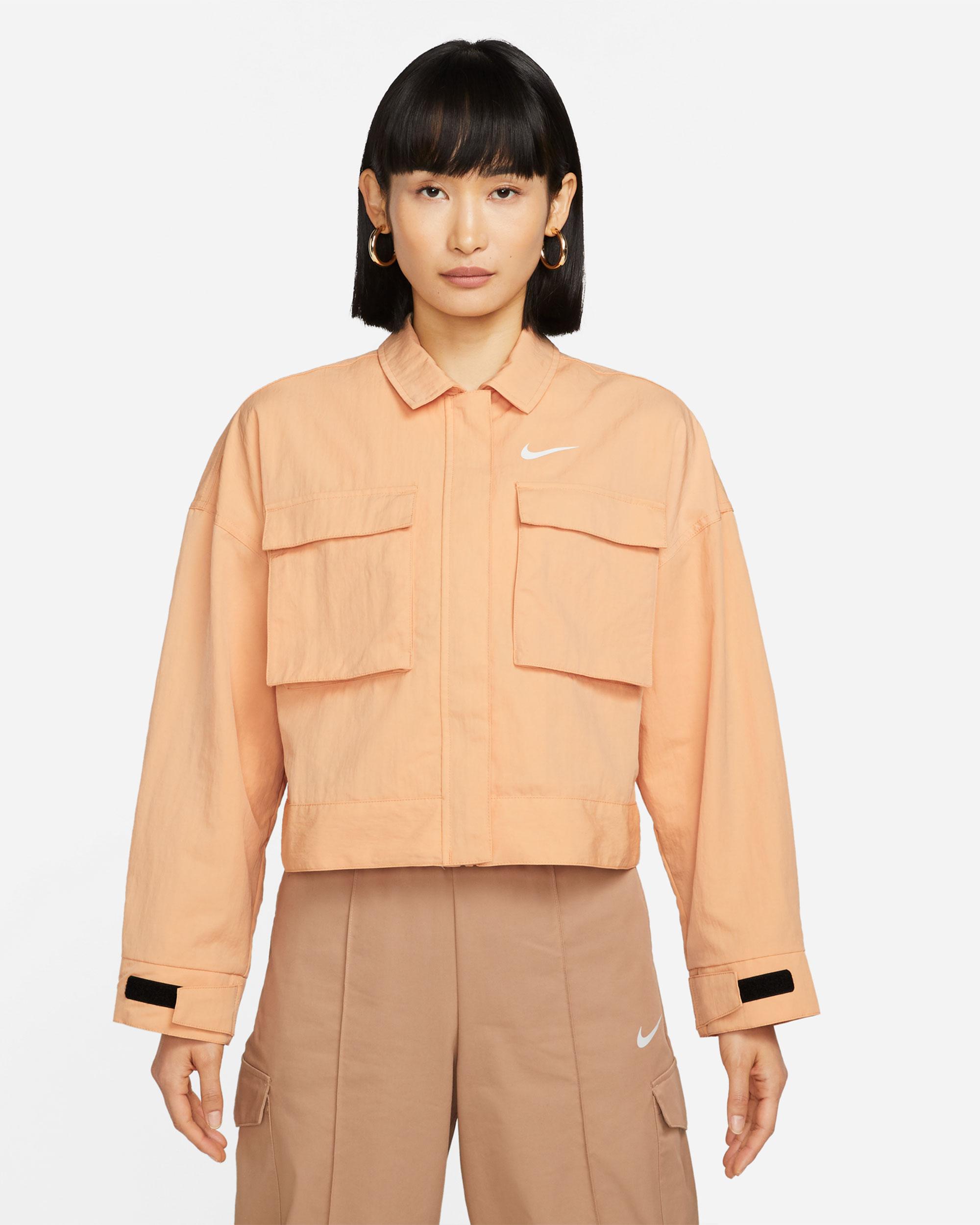 WINDCOAT NIKE W NSW ESSNTL WVN JKT FIELD (DM6243-851)