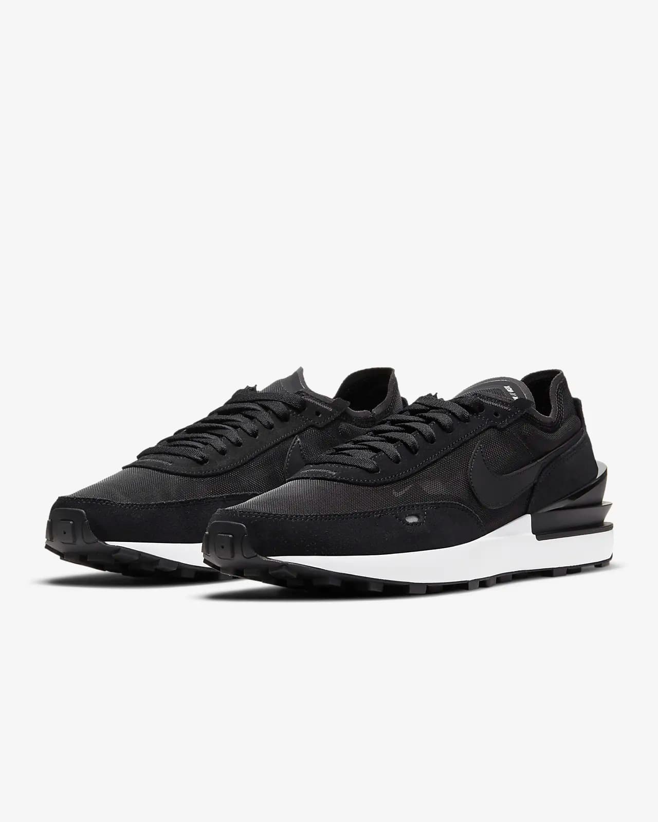 КРОСІВКИ NIKE WAFFLE ONE  (DA7995-001)