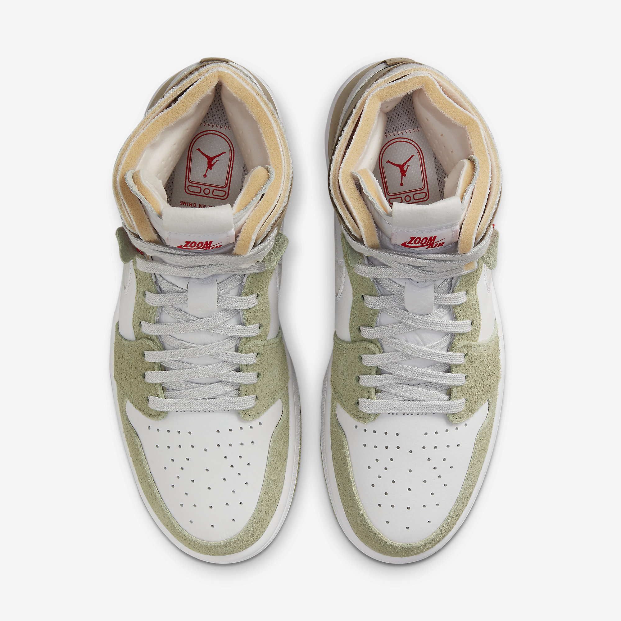 W AIR JORDAN 1 ZOOM AIR CMFT SNEAKERS (CT0979-102)