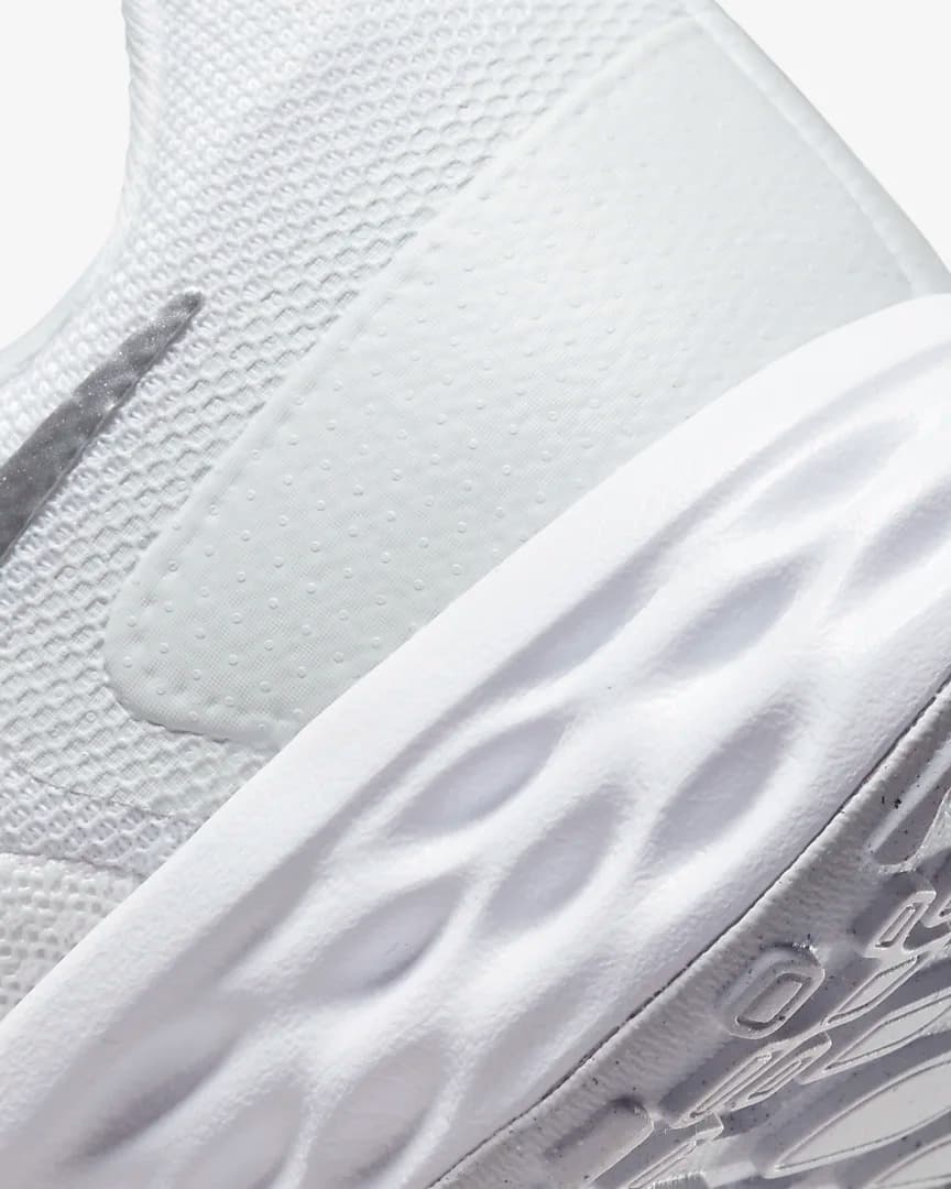 КРОСІВКИ NIKE W REVOLUTION 6 NN (DC3729-101)