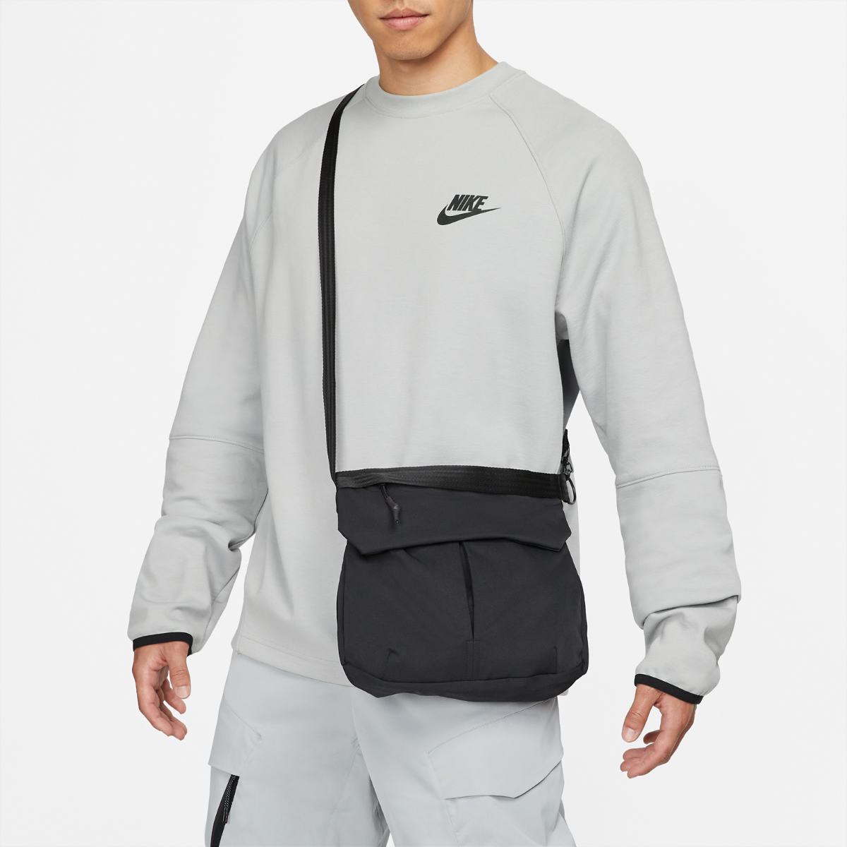 ЖИЛЕТКА NIKE M NSW TF TP INSUL VEST (DD6636-010)