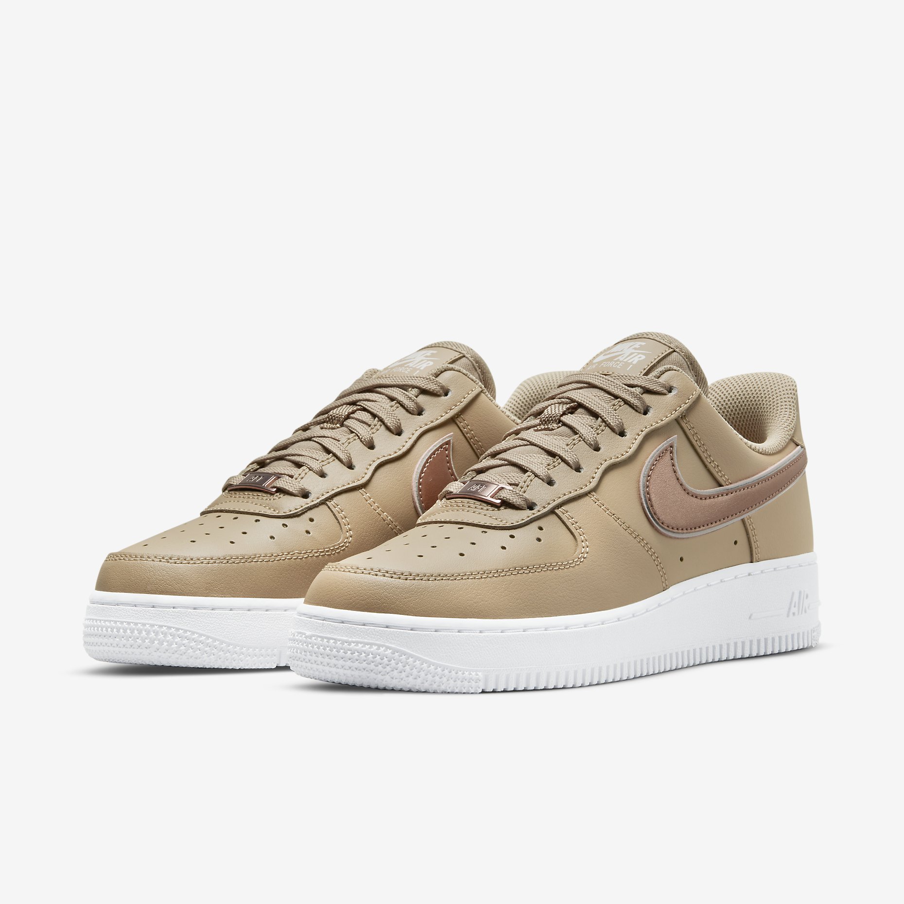 SNEAKERS NIKE W AIR FORCE 1 07 ESS (DD1523-200)