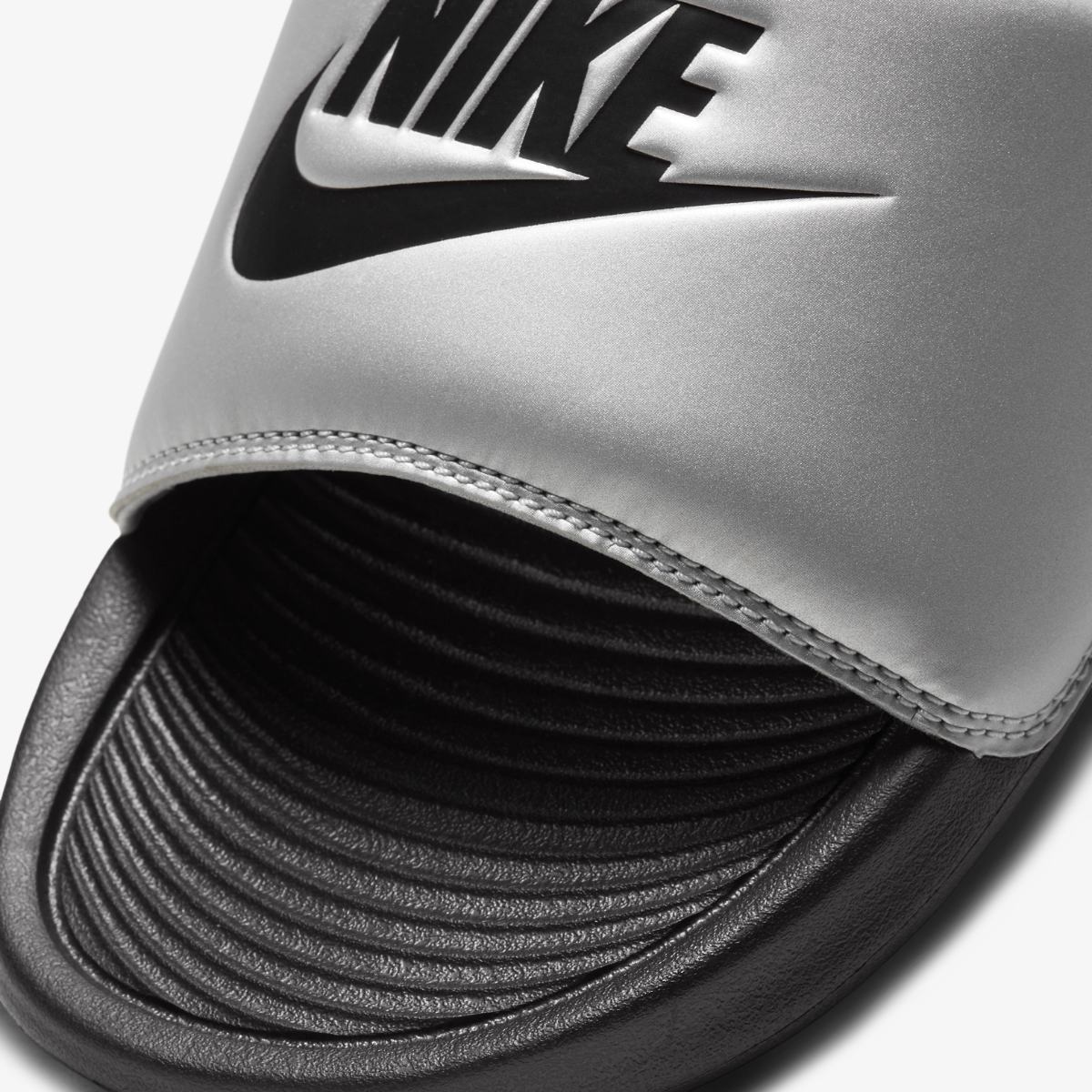 NIKE VICTORI ONE SLIDE SLIDES (CN9677-006)