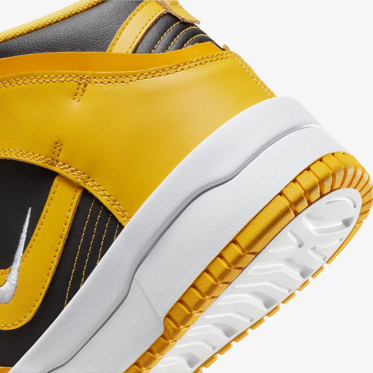 NIKE WMNS DUNK HIGH UP SNEAKERS (DH3718-001)