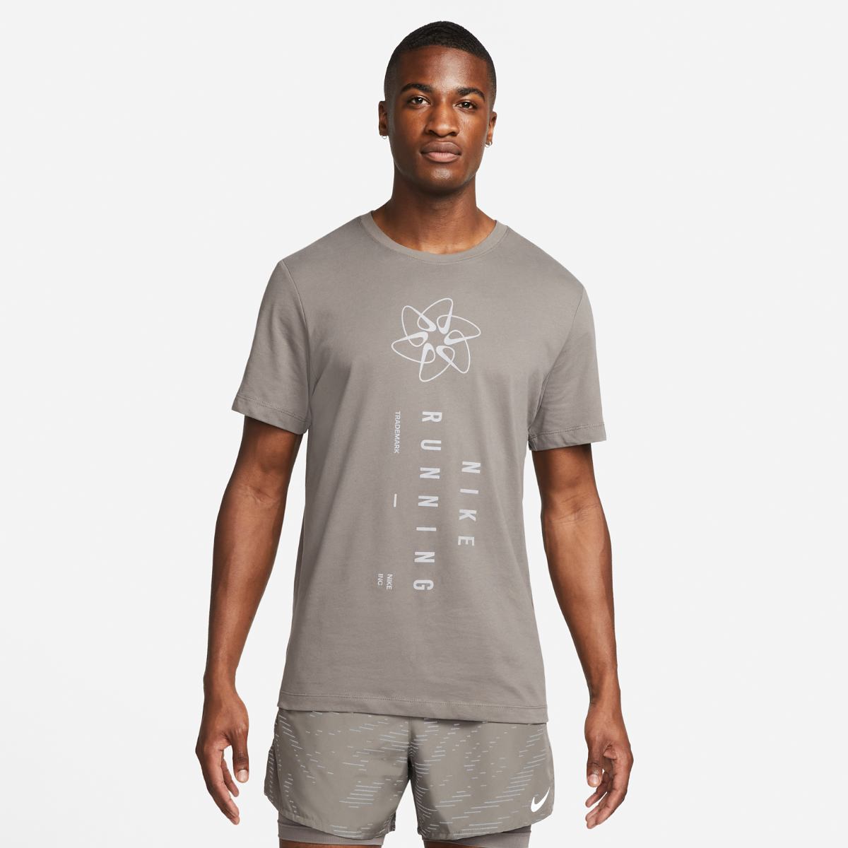 ФУТБОЛКА NIKE U NK DF TEE RUN DIVISION (DM5387-289)