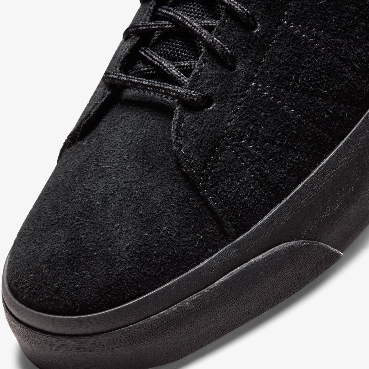 КРОССОВКИ NIKE SB ZOOM BLAZER MID PRM (DC8903-002)