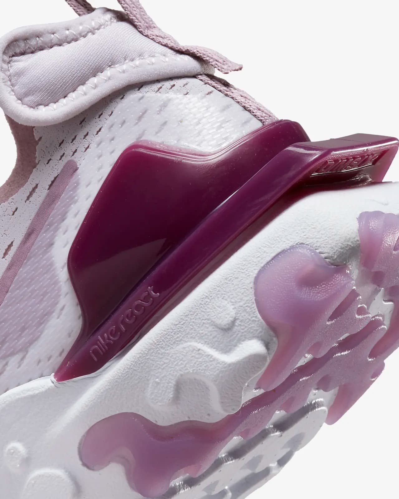 КРОСІВКИ NIKE W NSW REACT VISION (CI7523-500)