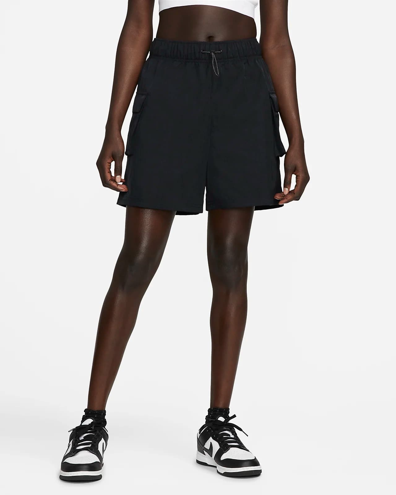 SHORTS NIKE W NSW ESSNTL WVN HR SHORT (DM6247-010)