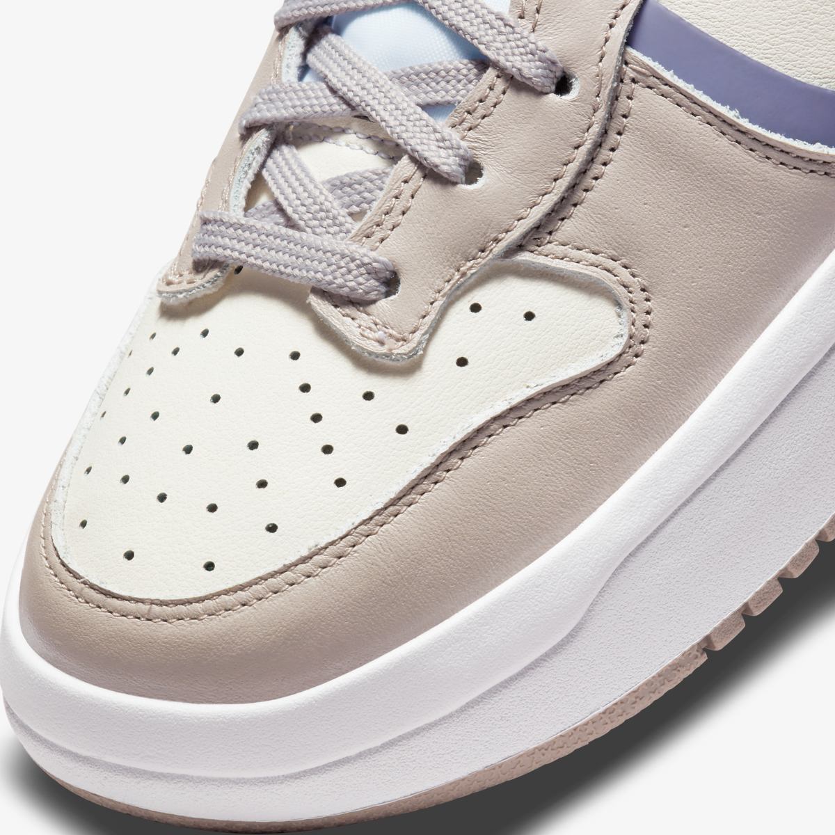 NIKE WMNS DUNK HIGH UP SNEAKERS (DH3718-101)