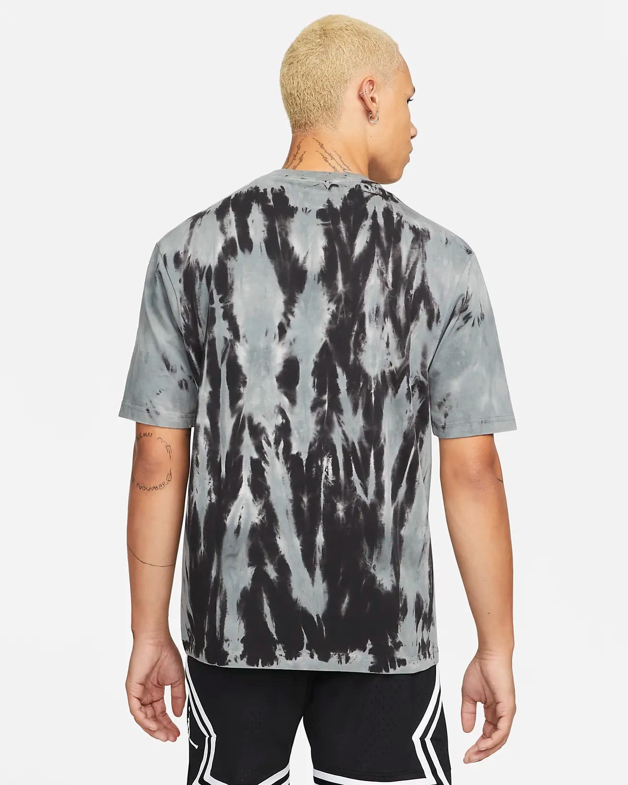 ФУТБОЛКА JORDAN M J SPRT DNA STMT 85 SS CREW (DH8982-100)