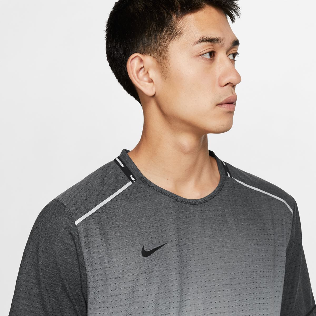 T-SHIRT NIKE M NK WILD RUN RISE 365 TOP SS (CJ5812-010)