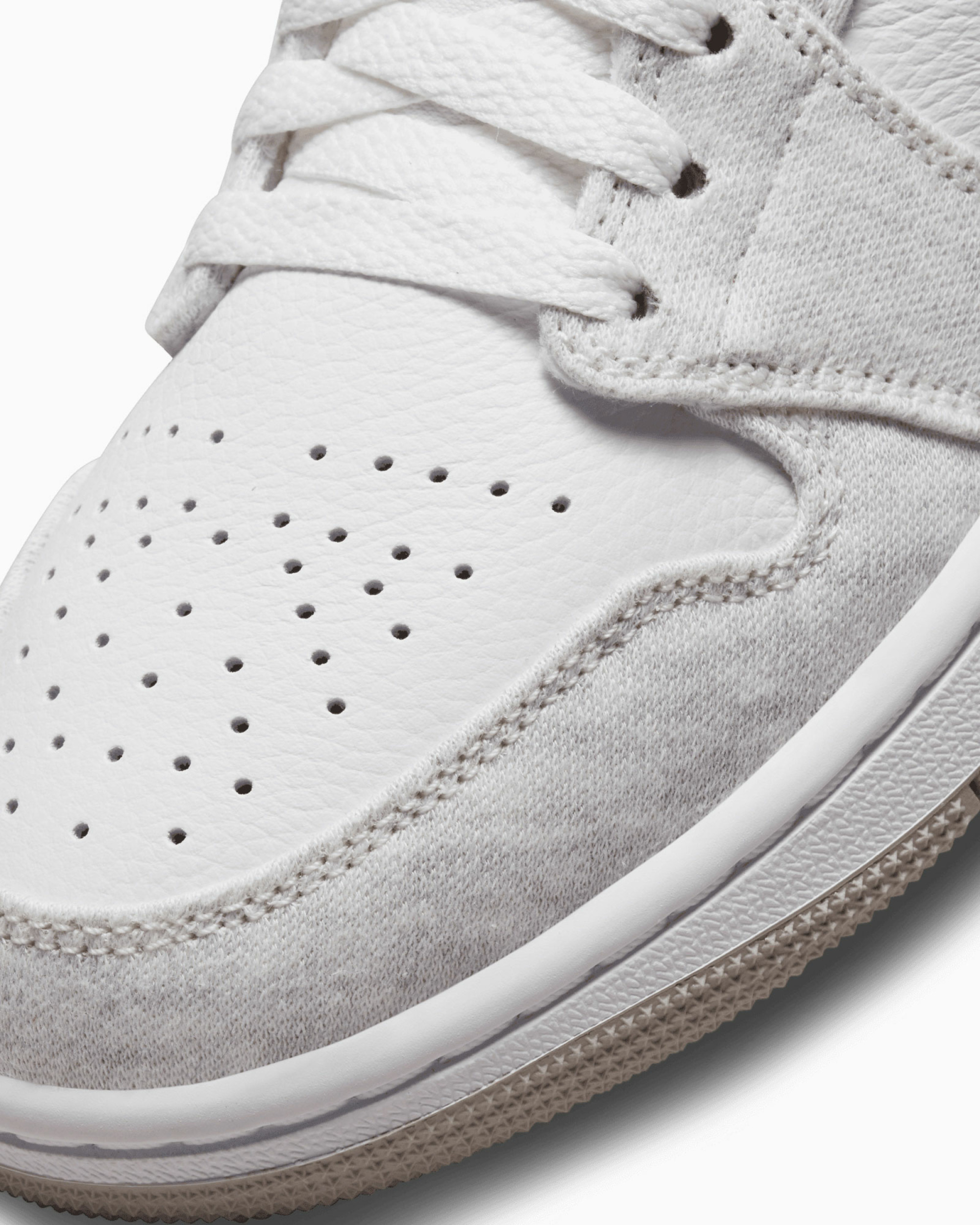 WMNS AIR JORDAN 1 1 MID SE SNEAKERS (DN4045-001)