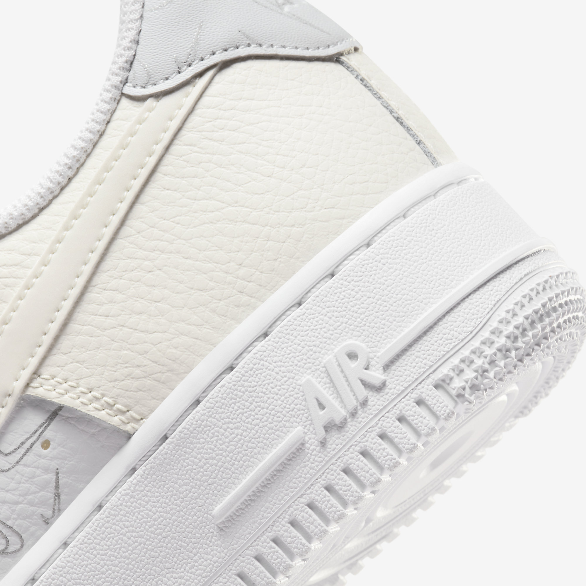 NIKE WMNS AIR FORCE 1 '07 SNEAKERS (DR7857-100)