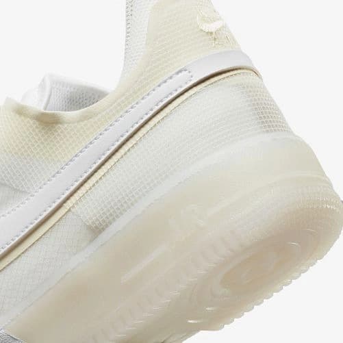 КРОСІВКИ NIKE AIR FORCE REACT (DH7615-100)