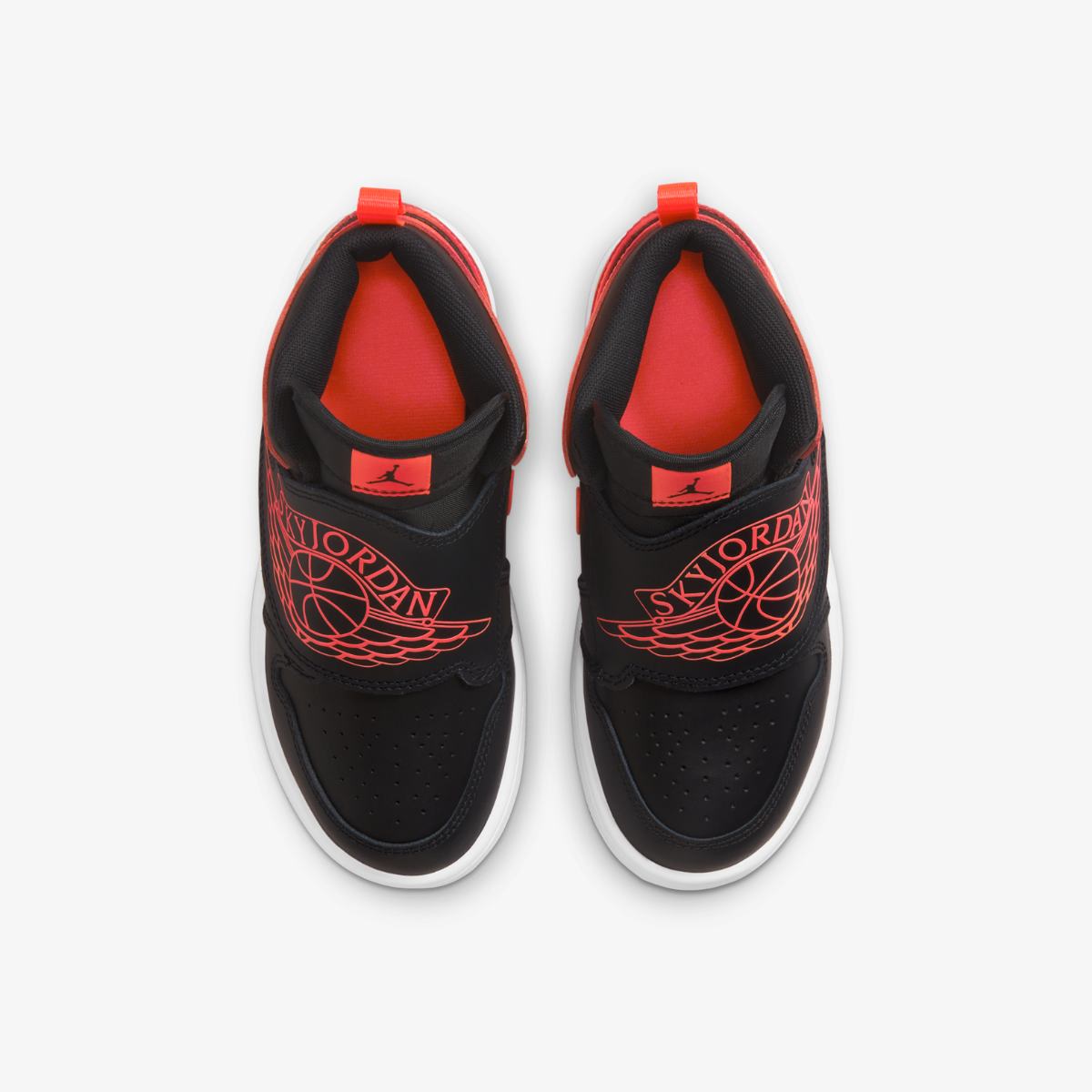 AIR JORDAN 1 SKY (PS) SNEAKERS (BQ7197-060)